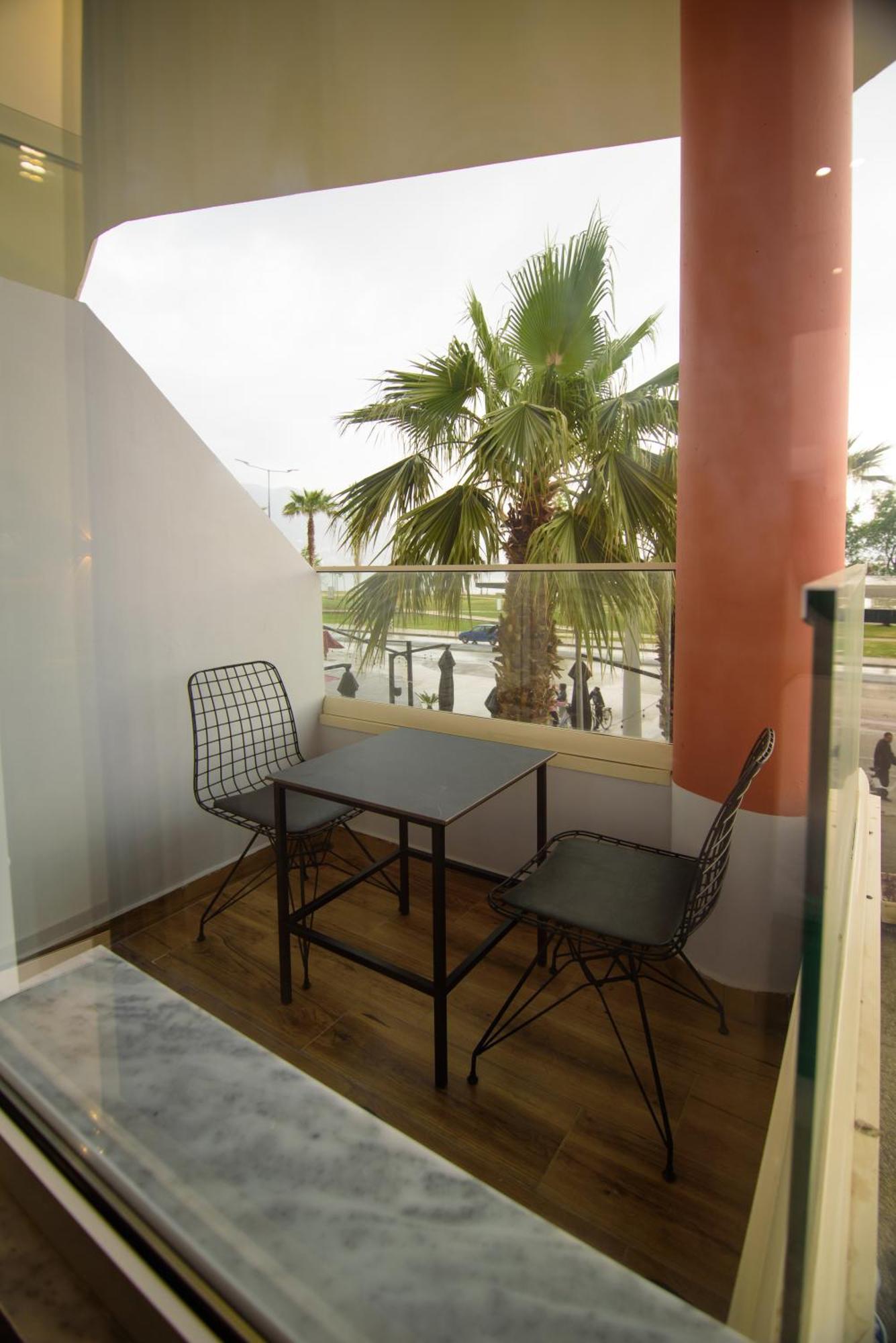 Palm Side Hotel Vlore Room photo